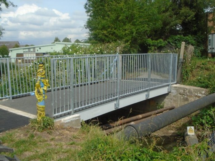 Composite footbridge